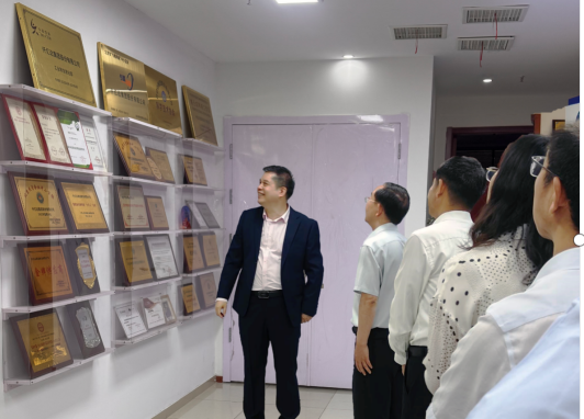 政企動態(tài)|通州區(qū)委書記孟景偉走訪仟億達(dá)集團(tuán)調(diào)研企業(yè)發(fā)展情況